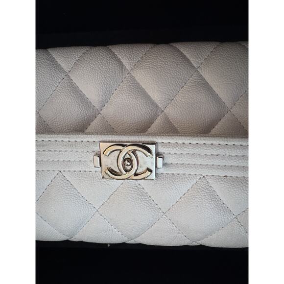 Chanel Boy Cream Beige Gold Tone Long Quilted Wallet W/box - Picture 10 of 14